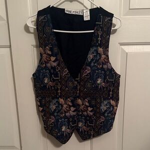 Jane Ashley Dark Floral Patterned Vest